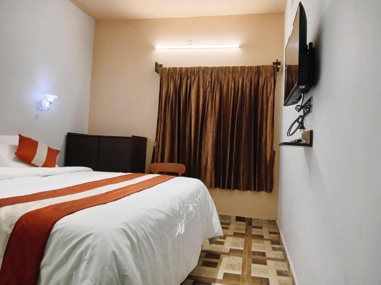 Ponmurugan Residency Kodaikanal Εξωτερικό φωτογραφία