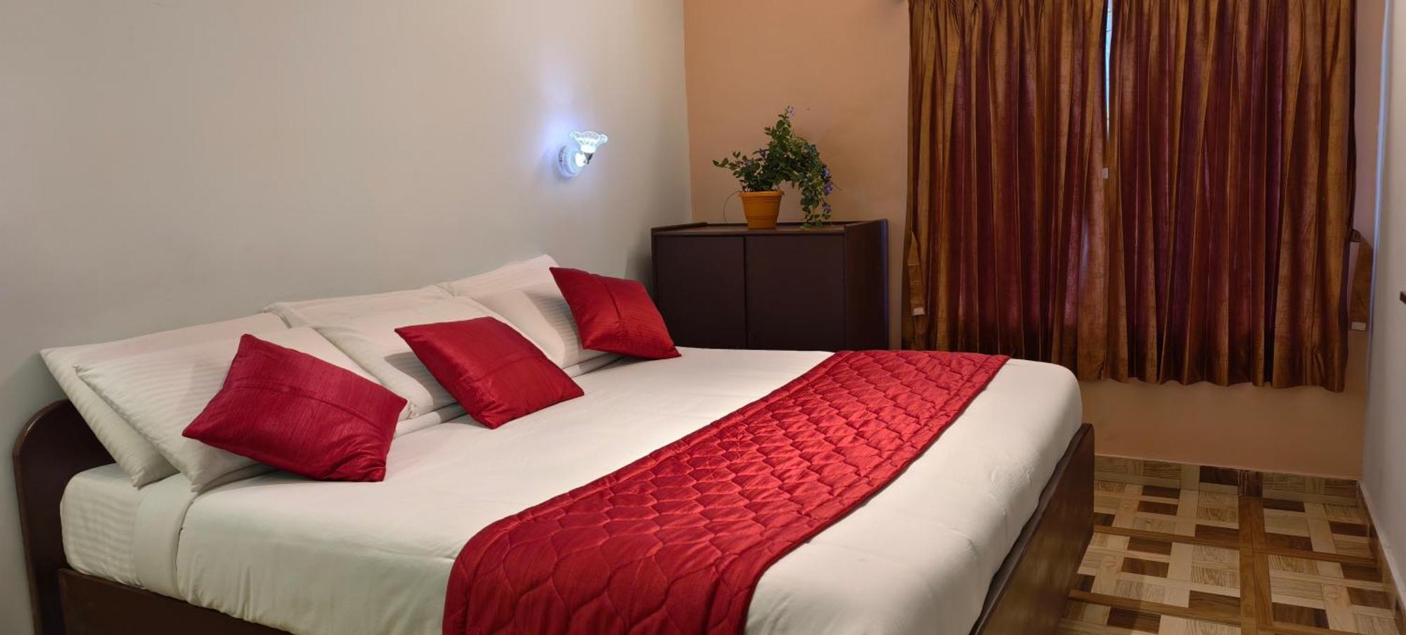 Ponmurugan Residency Kodaikanal Εξωτερικό φωτογραφία